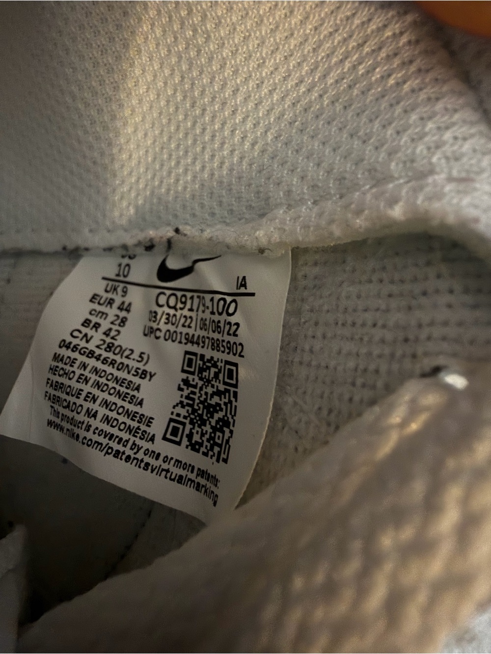Nike Men's Court Royale 2 Mid High Top Casual Sneakers White Size 10 - Picture 11 of 12